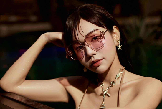 MC Golf Hải Anh: Nàng thơ biến bikini thành ngôn ngữ của nghệ thuật