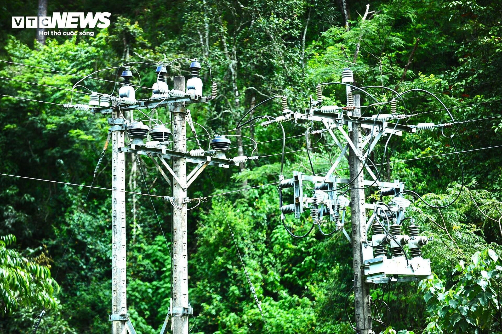 Ngắm thủy điện cổ nhất Việt Nam, nơi giới trẻ đua nhau check-in ở Đà Lạt - 16