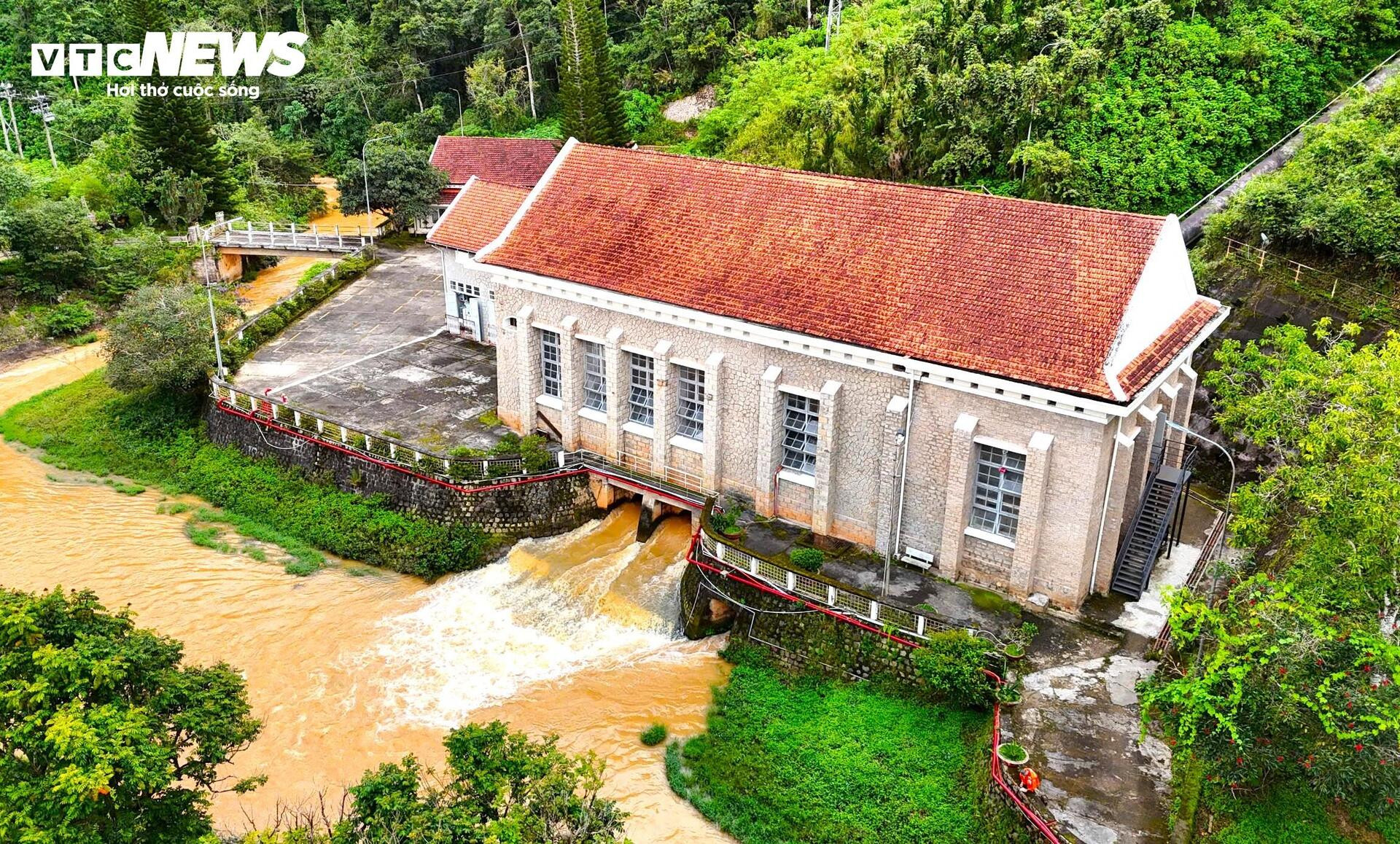 Ngắm thủy điện cổ nhất Việt Nam, nơi giới trẻ đua nhau check-in ở Đà Lạt - 1