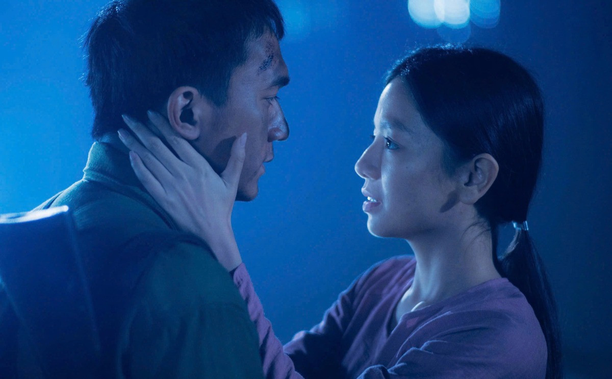 Nhan sắc đời thường của nữ chính phim Mưa Đỏ