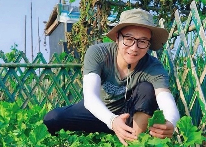 Tài tử 'Thiên long bát bộ' đánh mất hào quang vì ma túy, giờ về quê làm shipper - 3