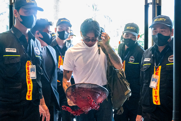 Lần trở lại này hứa hẹn sẽ tiếp tục tạo nên những khoảnh khắc khó quên, bởi DPR Ian từng chia sẻ rằng anh có nhiều kỷ niệm đẹp ở Việt Nam và đặc biệt yêu thích thời gian khám phá Hà Nội sau show diễn.