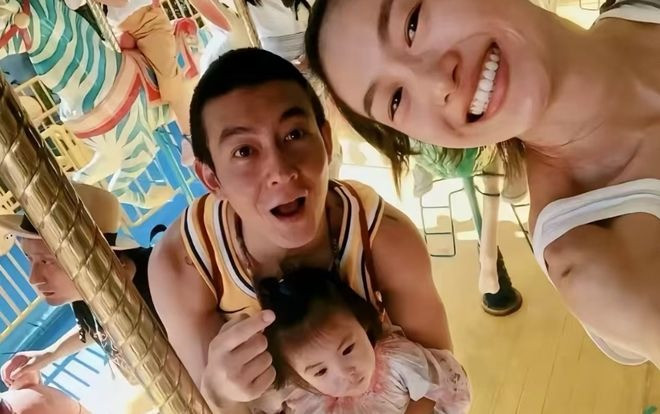 Hai nam thần Tạ Đình Phong Trần Quán Hy Người vẫn rạng ngời phong độ kẻ xuống sắc không nhận ra