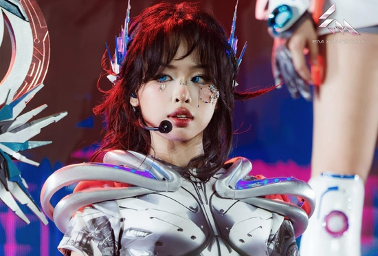 Một em xinh rút khỏi chung kết