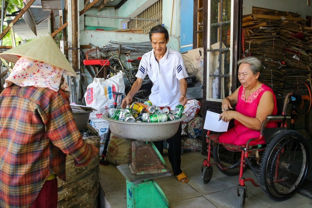 chuyen tinh nguoi khuyet tat 1.jpg