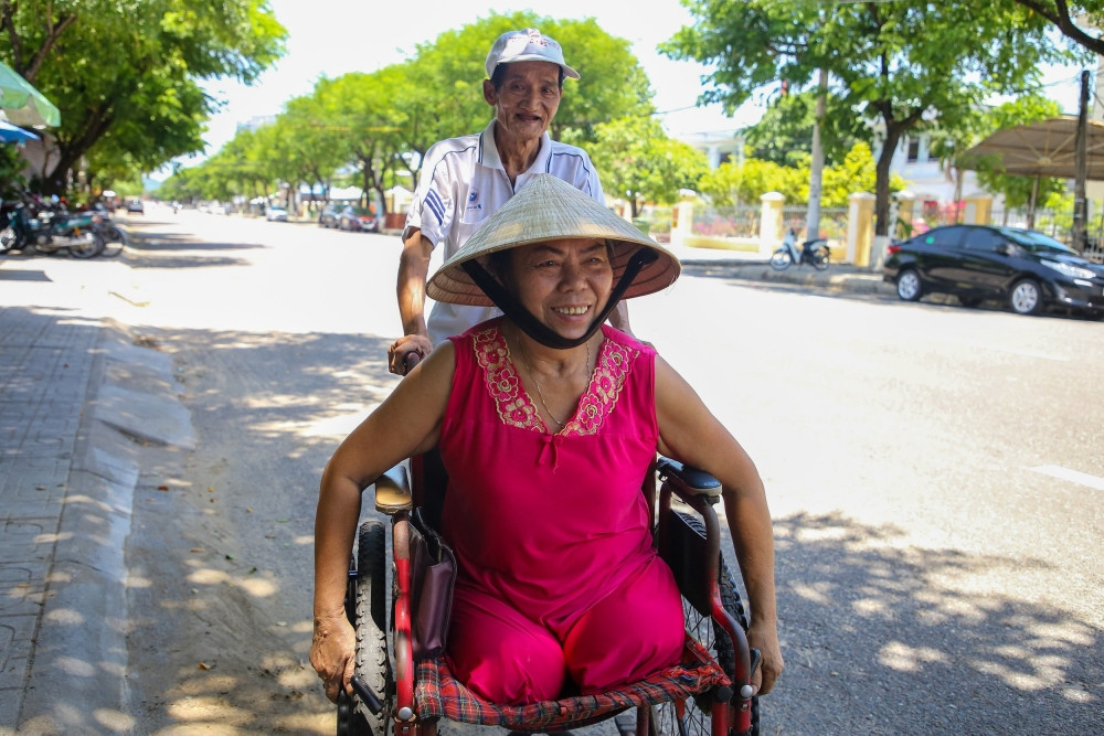 chuyen tinh nguoi khuyet tat 8.jpg