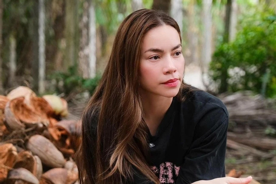 Viết vài câu về con cái, Hồ Ngọc Hà bị chê thiếu thiện cảm: Soi lại cách dạy con mới thấy cô bị oan