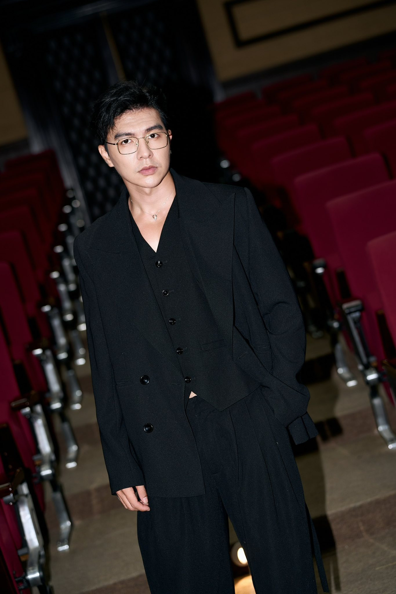 Nam phản diện của Mưa Đỏ Gương mặt điển trai body vạm vỡ