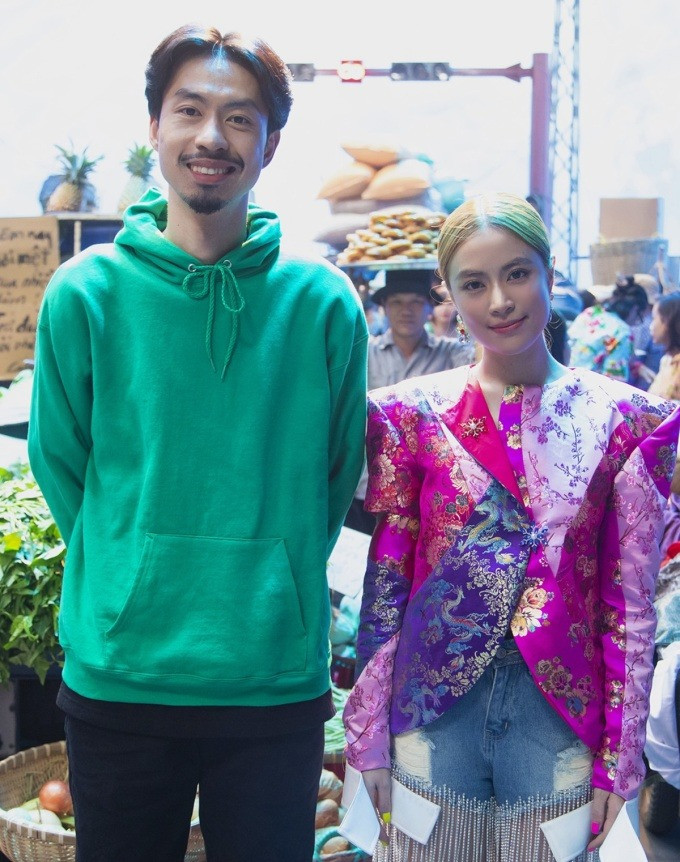 Hoàng Thùy Linh công khai ảnh cùng Đen Vâu sau tin kết hôn có con