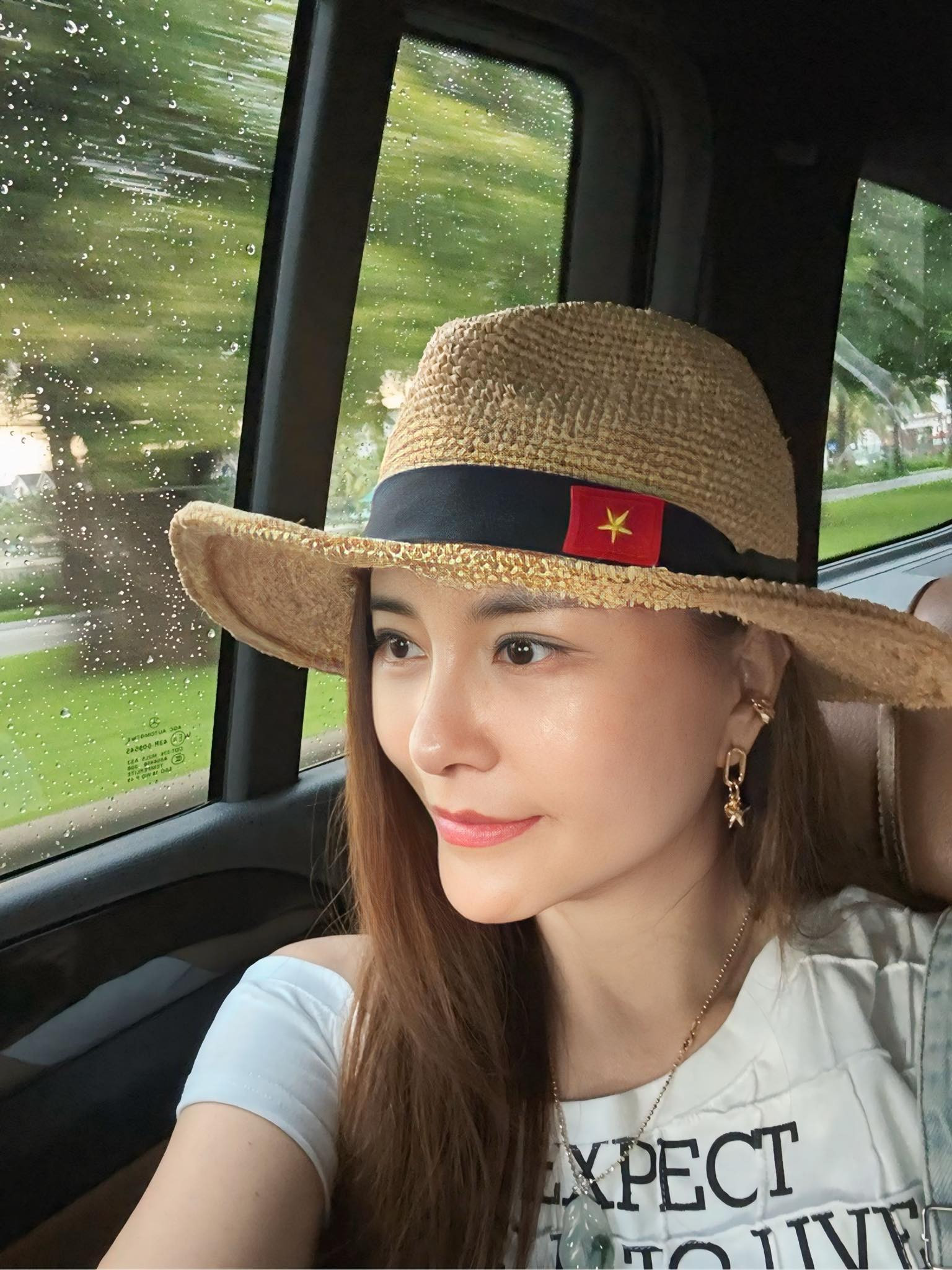 Nhan sắc hiện tại của diễn viên Kim Oanh sau khi chi 1 tỷ phẫu thuật thẩm mỹ