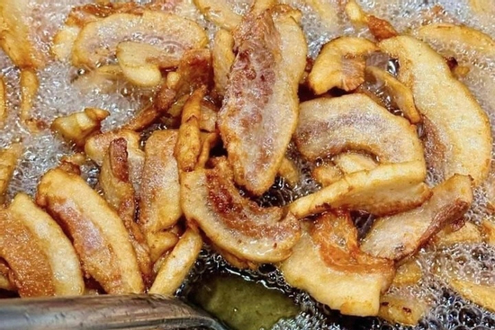 Mẹo rán tóp mỡ giòn thơm, hương vị đậm đà