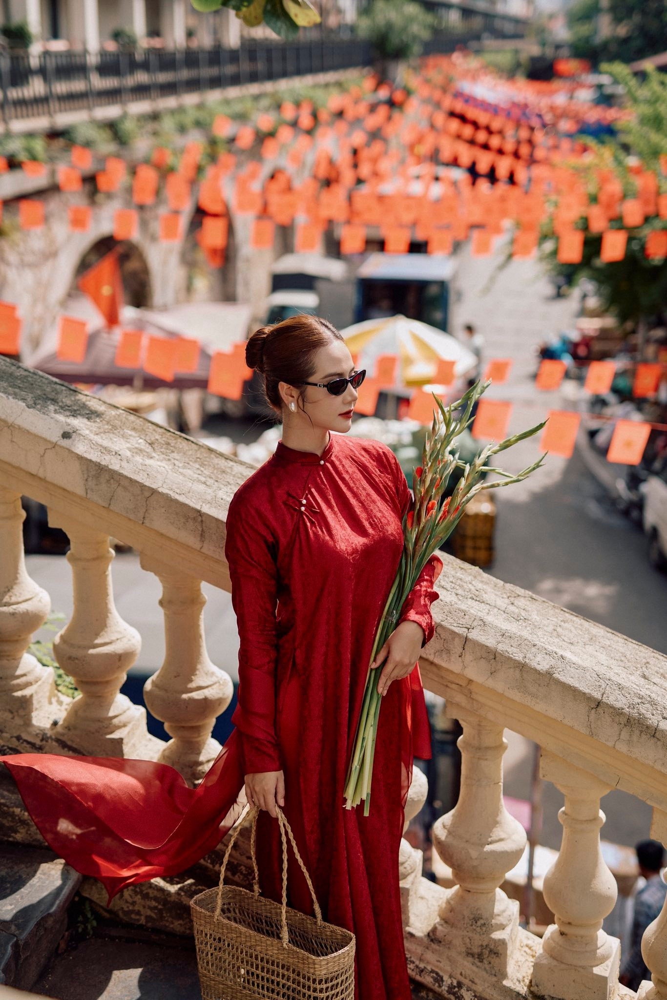 Nữ diễn viên VTV gây chú ý với bộ ảnh 'hòa bình đẹp lắm'- Ảnh 8.