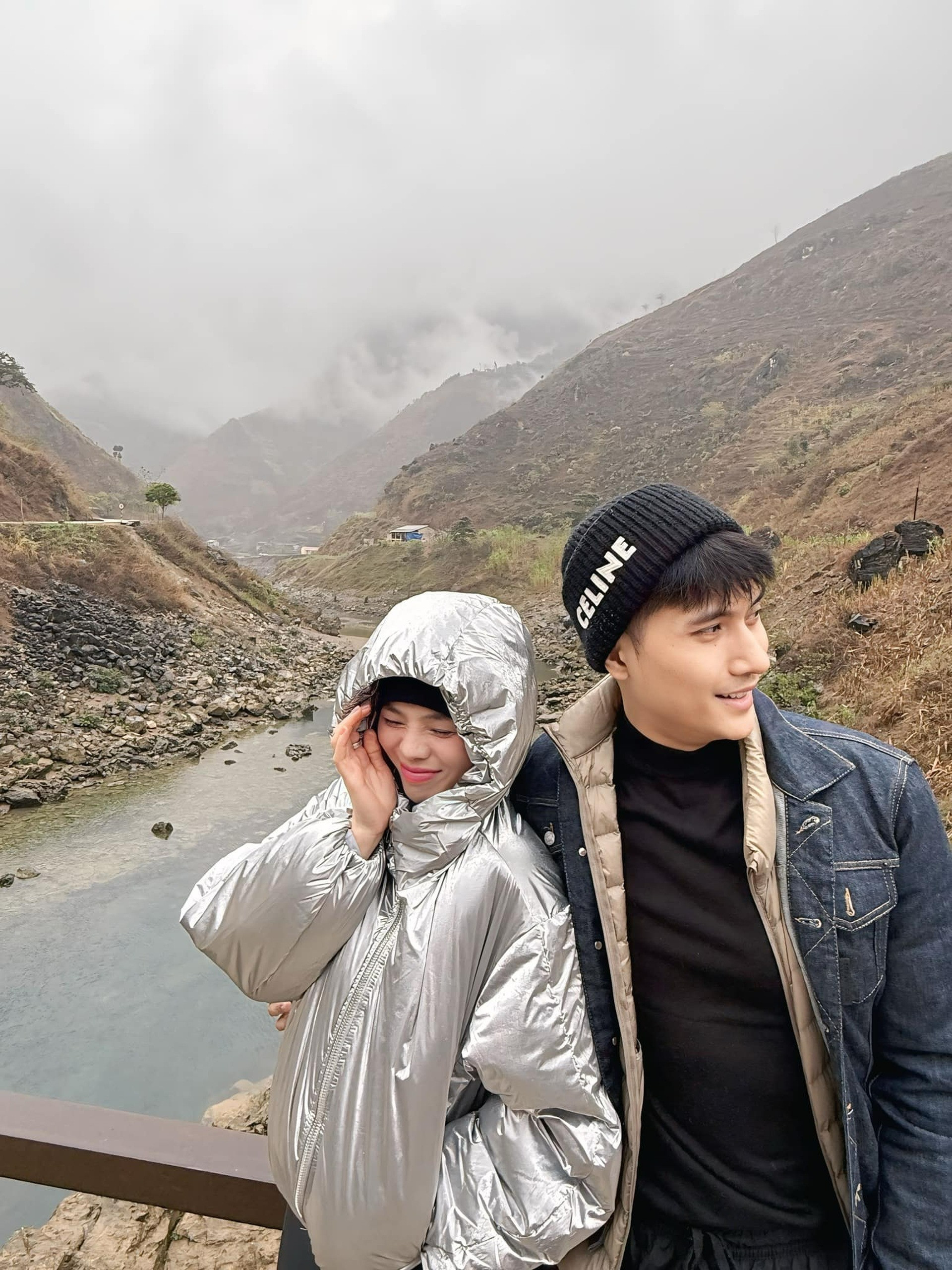 Bộ 3 chị đẹp giàu có Lệ Quyên  Trương Ngọc Ánh  Phượng Chanel cùng chung khung hình gây bàn tán