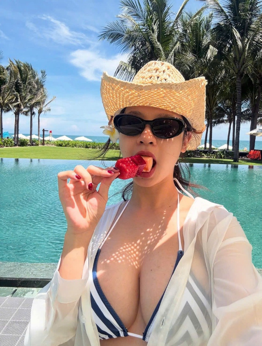 Loạt dấu hiệu bầu bí khó chối cãi của Hàn Hằng trước khi âm thầm sinh con