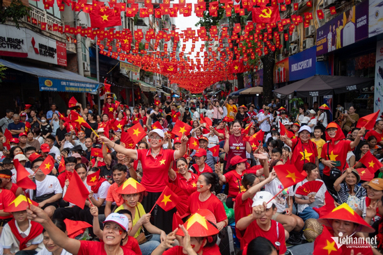 Nguyên nhân VNeID khó đăng nhập để nhận quà tặng 100.000 đồng dịp 2/9