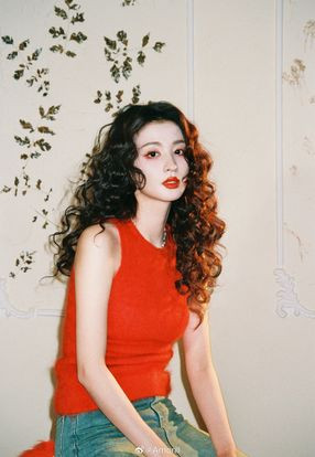 Trúng số độc đắc đúng ngày 29/8/2025, 3 con giáp hiền lương nhân từ nên Thần Tài thưởng lộc, tiền bạc sum suê, tiền vàng sáng chói, giàu nứt đố đổ vách - Ảnh 1