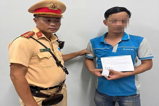 Tài xế xe giường nằm dương tính với ma túy vẫn chở khách trên quốc lộ ở TPHCM