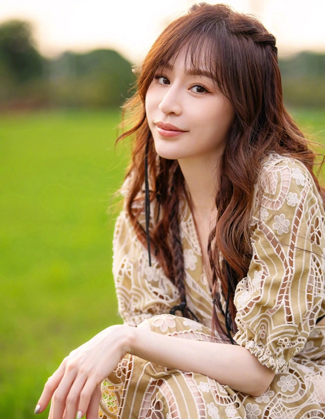 5 bí quyết giúp nữ thần xứ Đài Vương Tâm Lăng rạng rỡ tuổi 42