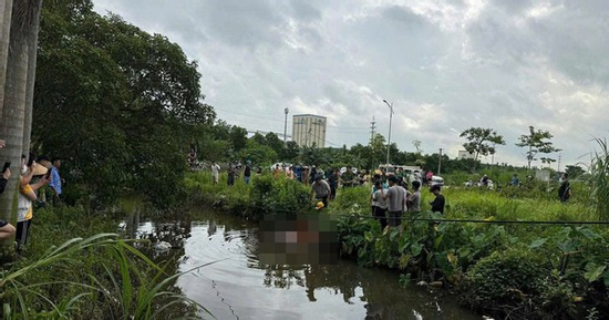 Bà nội là nghi phạm sát hại 2 cháu bé trong khu trọ