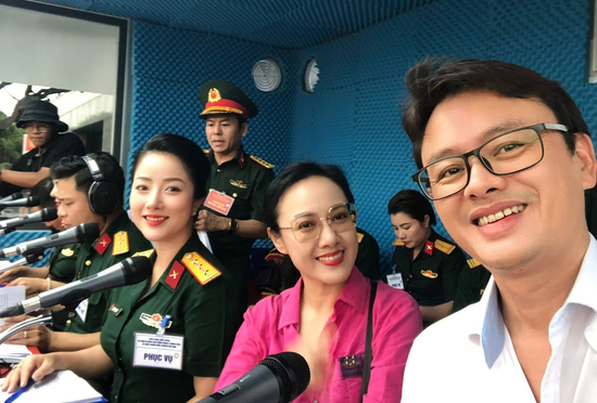 Chân dung 13 người trong tổ thuyết minh Lễ diễu binh, diễu hành A80