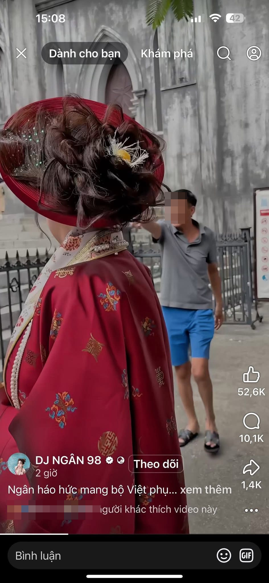 Xôn xao ngân 98 bị người lạ dọa nạt đuổi khỏi Nhà thờ Lớn khi ra Hà Nội chụp ảnh