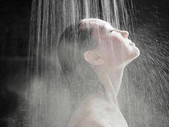 3 thói quen tưởng vô hại nhưng âm thầm 'hút cạn' collagen, khiến da nhanh lão hóa