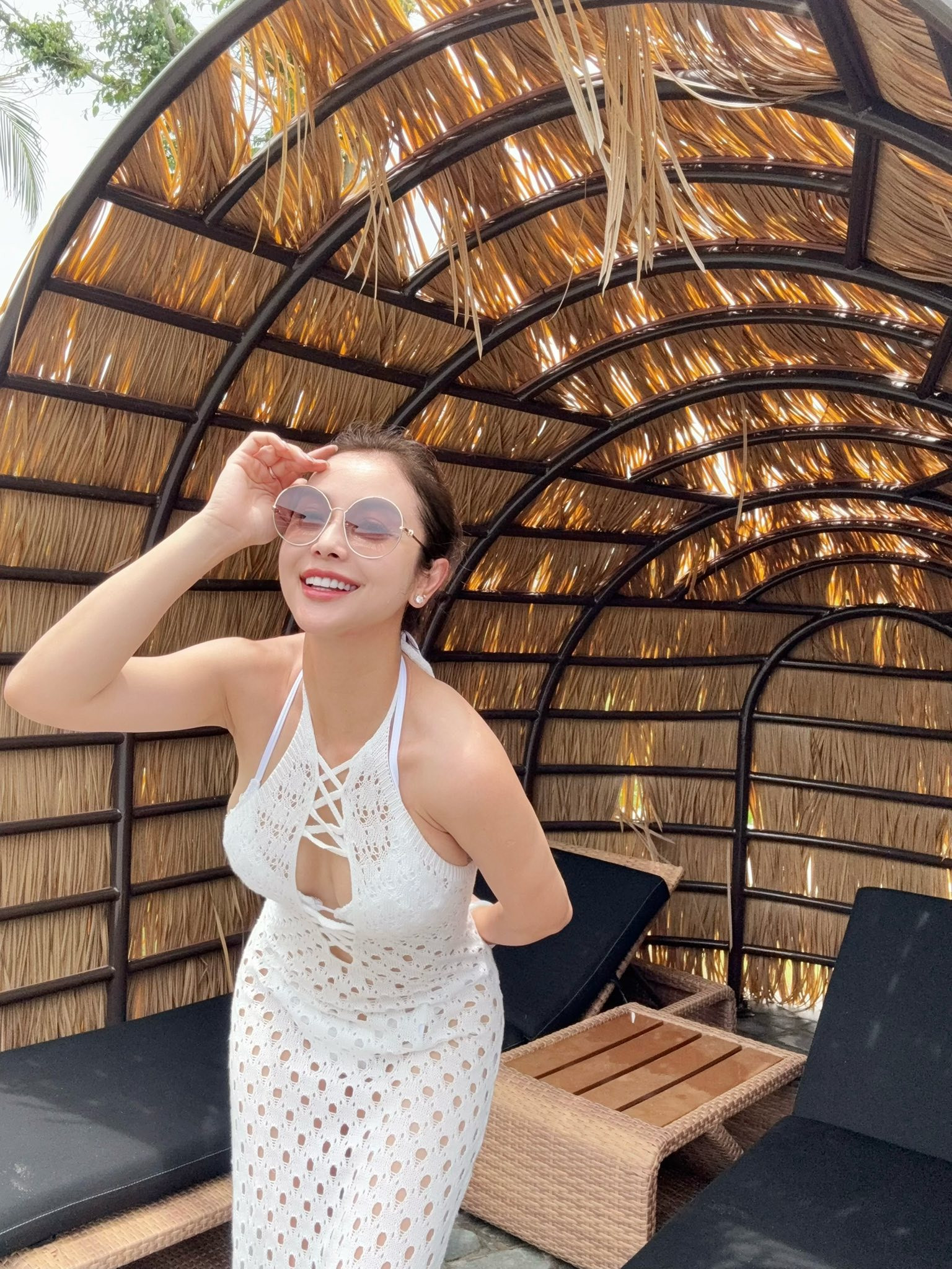 Nàng Hậu Việt ly hôn chồng ca sĩ, lấy doanh nhân giờ làm mẹ 4 con: Sống sang chảnh còn dạy con khéo! - Ảnh 1.