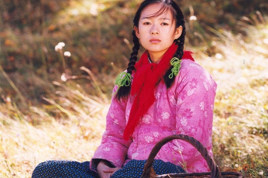 Nhìn lại vẻ đẹp thuần khiết trong lần đầu chạm ngõ điện ảnh của Chương Tử Di