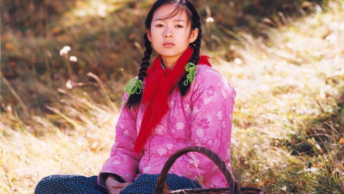 nhin lai ve dep thuan khiet trong lan dau cham ngo dien anh cua chuong tu di hinh anh 1