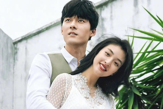 Từng bị bội bạc, mỹ nhân Hoa ngữ vẫn quyết quay lại với chồng cũ?