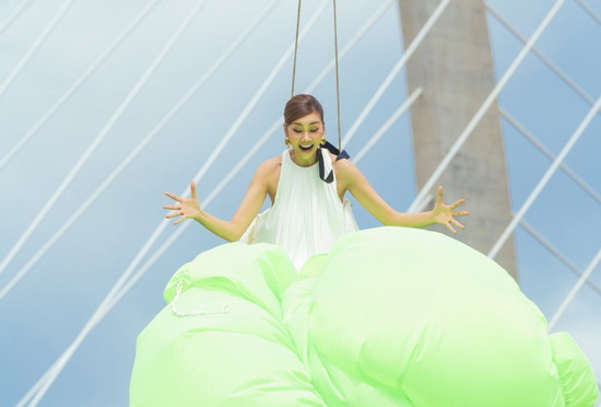 Chuyện gì đang xảy ra với Thanh Hằng?