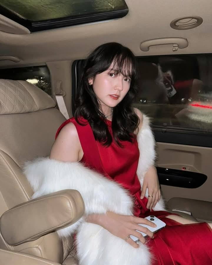 Cùng để tóc mái bằng giống Thiều Bảo Trâm nhưng Hải Tú lại bị chê tơi tả