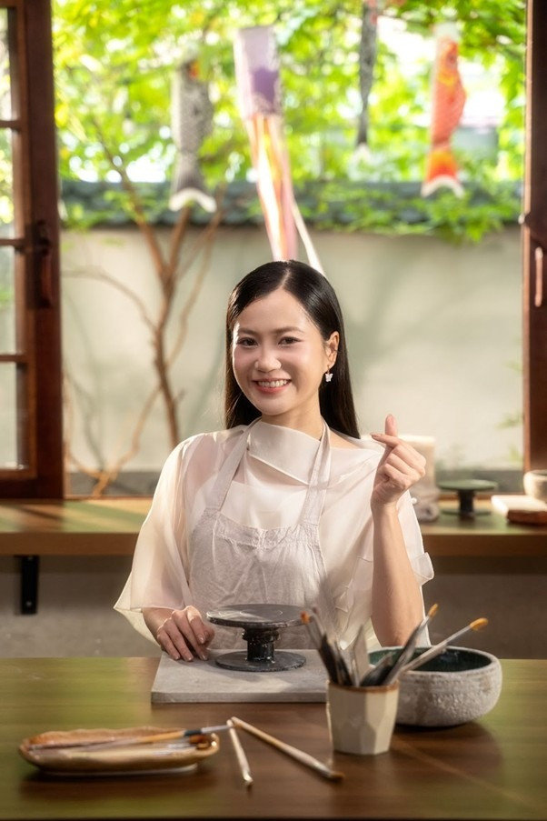 Lâm Vỹ Dạ biến thành người khác khi bị động đến chồng con