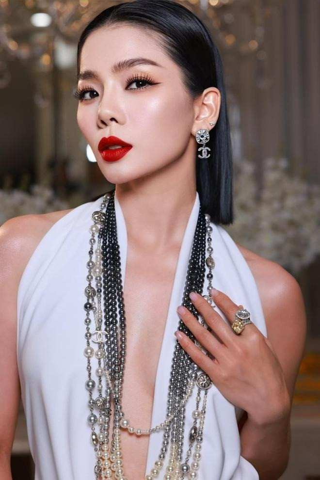 Lệ Quyên lộ diện nhợt nhạt giữa ồn ào bị vu khống mất trắng biệt thự trăm tỷ