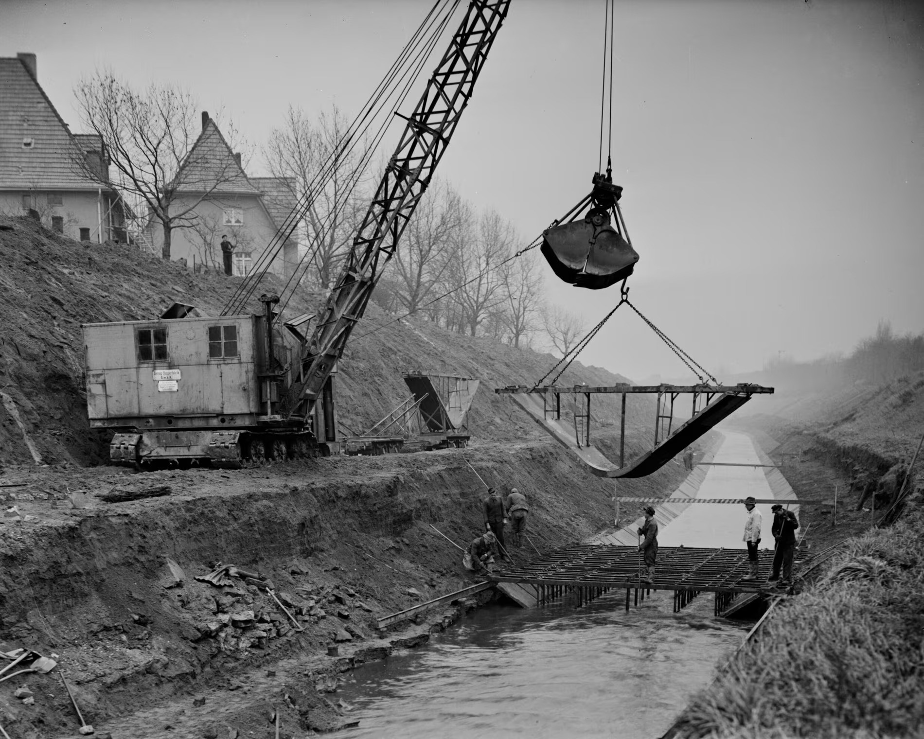 Bí mật lớn nhất dưới lòng con sông từng bị