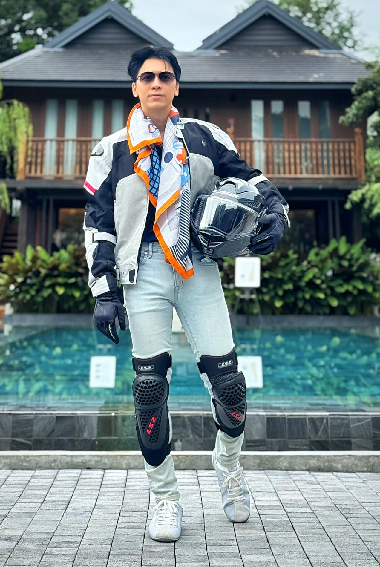 Chủ tịch Trần Hùng Huy gây xôn xao khoe có con trai con gái cực lớn