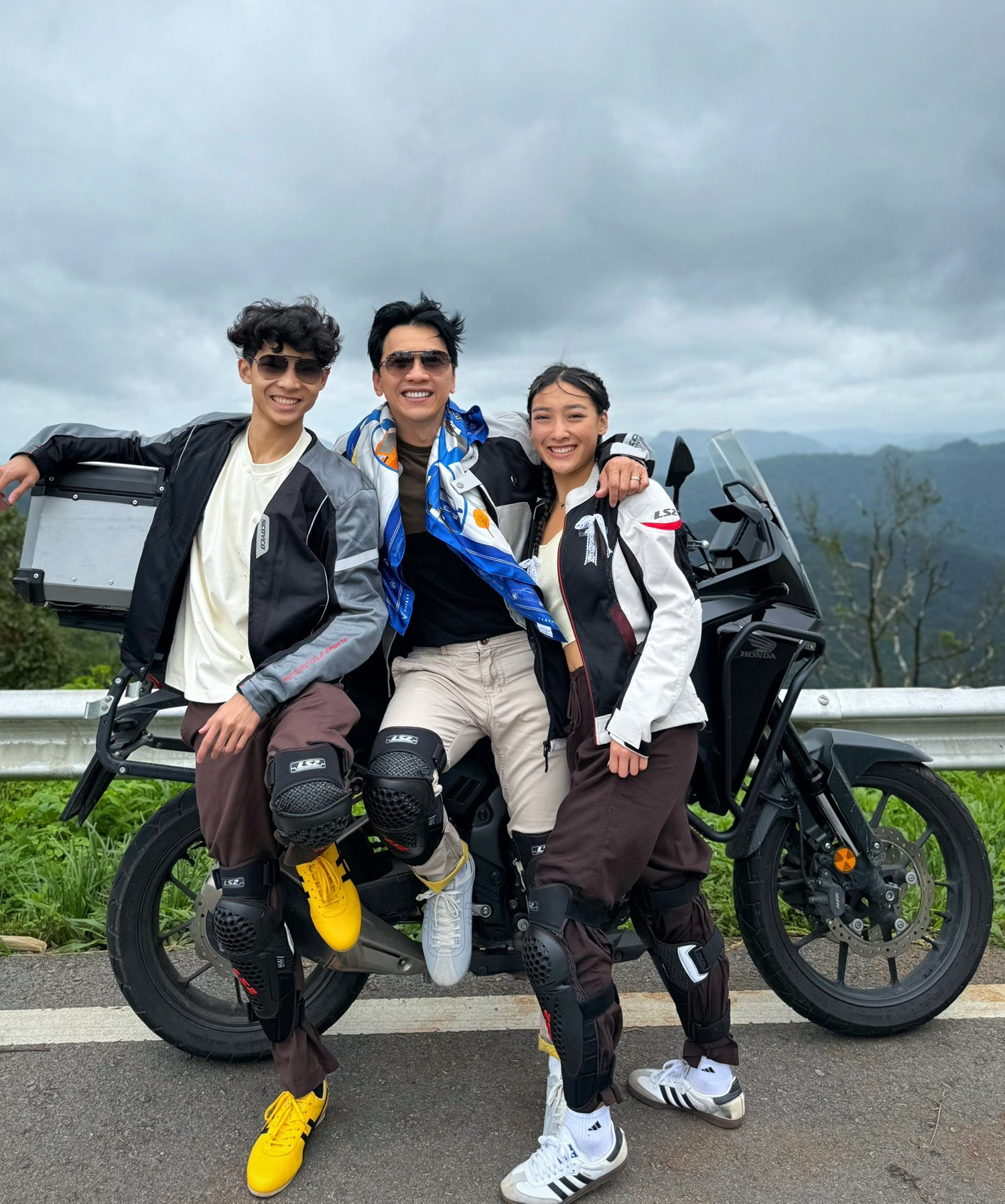 Chủ tịch Trần Hùng Huy gây xôn xao khoe có con trai con gái cực lớn