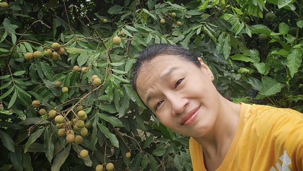 Mặt mộc căng tràn sức sống ở tuổi trung niên của nghệ sĩ Tú Oanh- Ảnh 10.