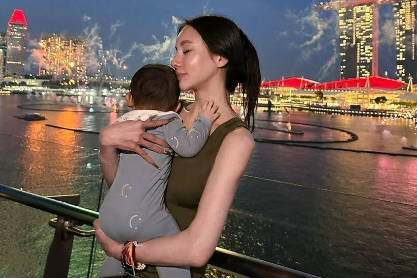 Hình ảnh của đứa con thứ hai của Kim Lim được cô chia sẻ. Ảnh: @kimlimhl/Instagram.