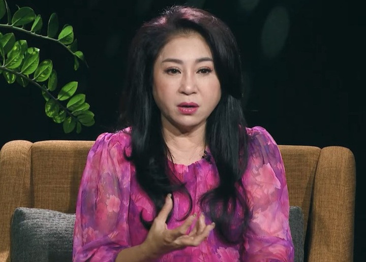 Thoại Mỹ từng phải bỏ ca hát để chữa bệnh.