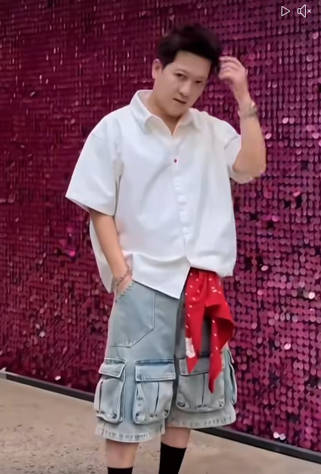 Phản ứng của Nhã Phương khi thấy Trường Giang hóa HIEUTHUHAI phiên bản fake