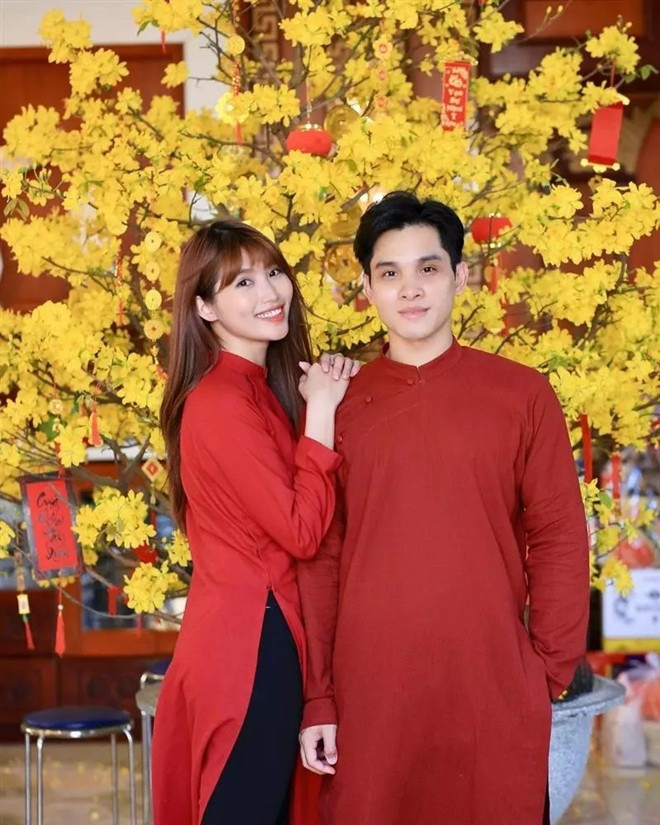 Khui loạt ảnh đời thường cực hot về chồng sắp cưới của Á hậu Chế Nguyễn Quỳnh Châu