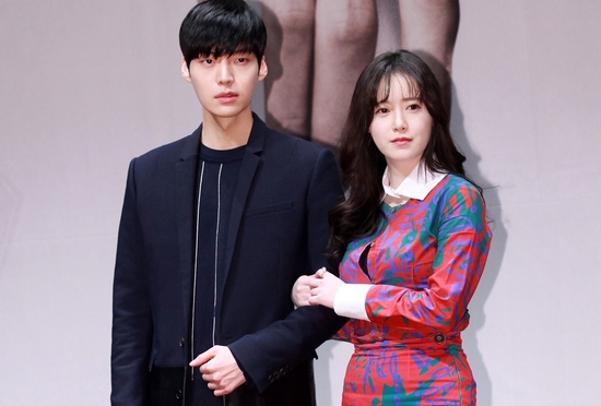 Mỹ nhân 'Vườn Sao Băng' Goo Hye Sun bức xúc chỉ trích chồng cũ vì 'ké fame'