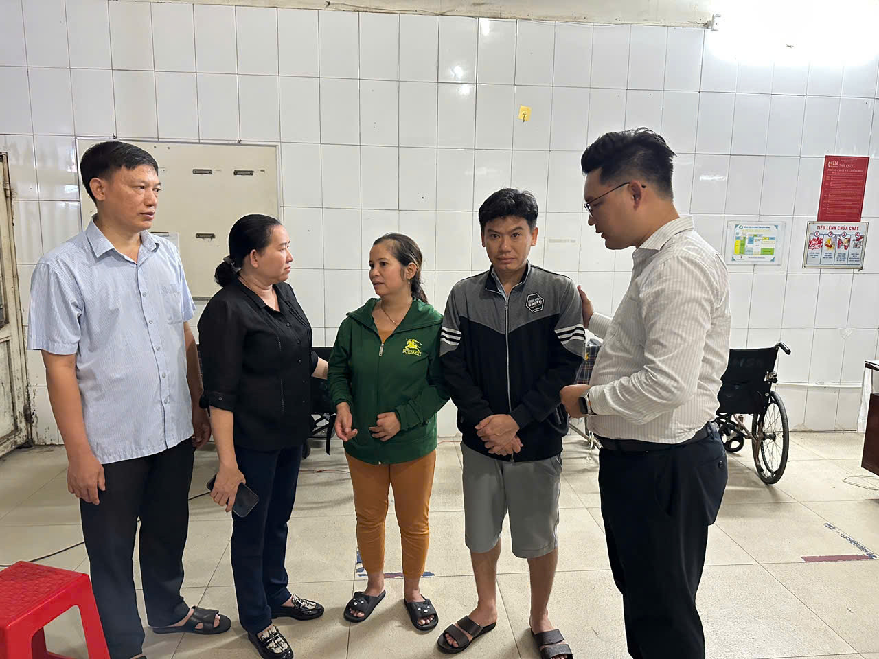 Rúng động, nghi án chồng sát hại vợ rồi tự tử ở phường Bình Dương- Ảnh 2.