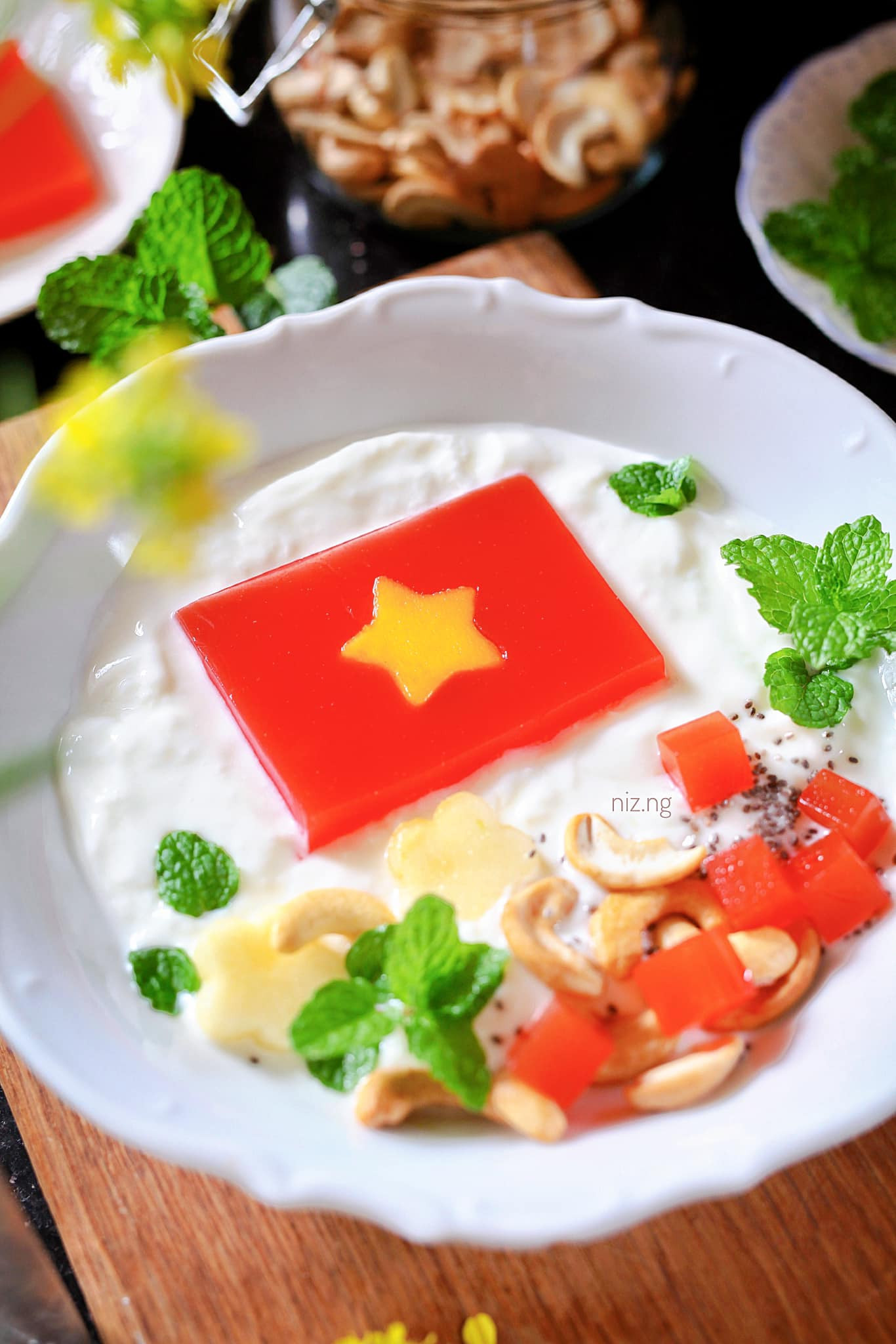 LÀM THẠCH RAU CÂU CỜ ĐỎ SAO VÀNG MỪNG NGÀY QUỐC KHÁNH VIỆT NAM 2/9 - Ảnh 1.