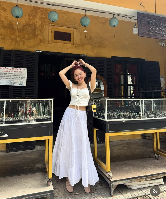 Thời trang nghỉ lễ 29 của mỹ nhân Vbiz người giản dị người cá tính