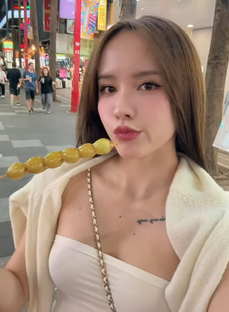 Thiều Bảo Trâm khoe sắc vóc đỉnh chóp trong chuyến du lịch Đài Loan