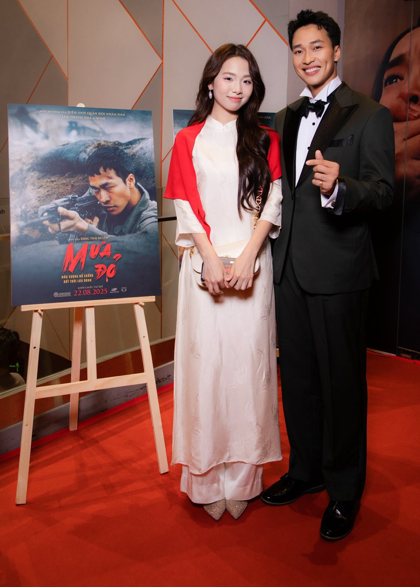 53653031436075446893829055219308914445206610n