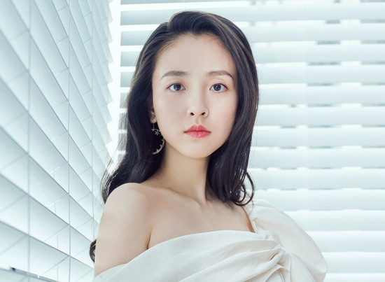 Mỹ nhân Hoa ngữ sau ly hôn: Người đẹp hi sinh sự nghiệp để lấy chồng rồi nhận trái đắng