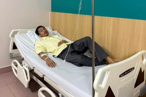 Tạ của 'Mưa đỏ' nhập viện